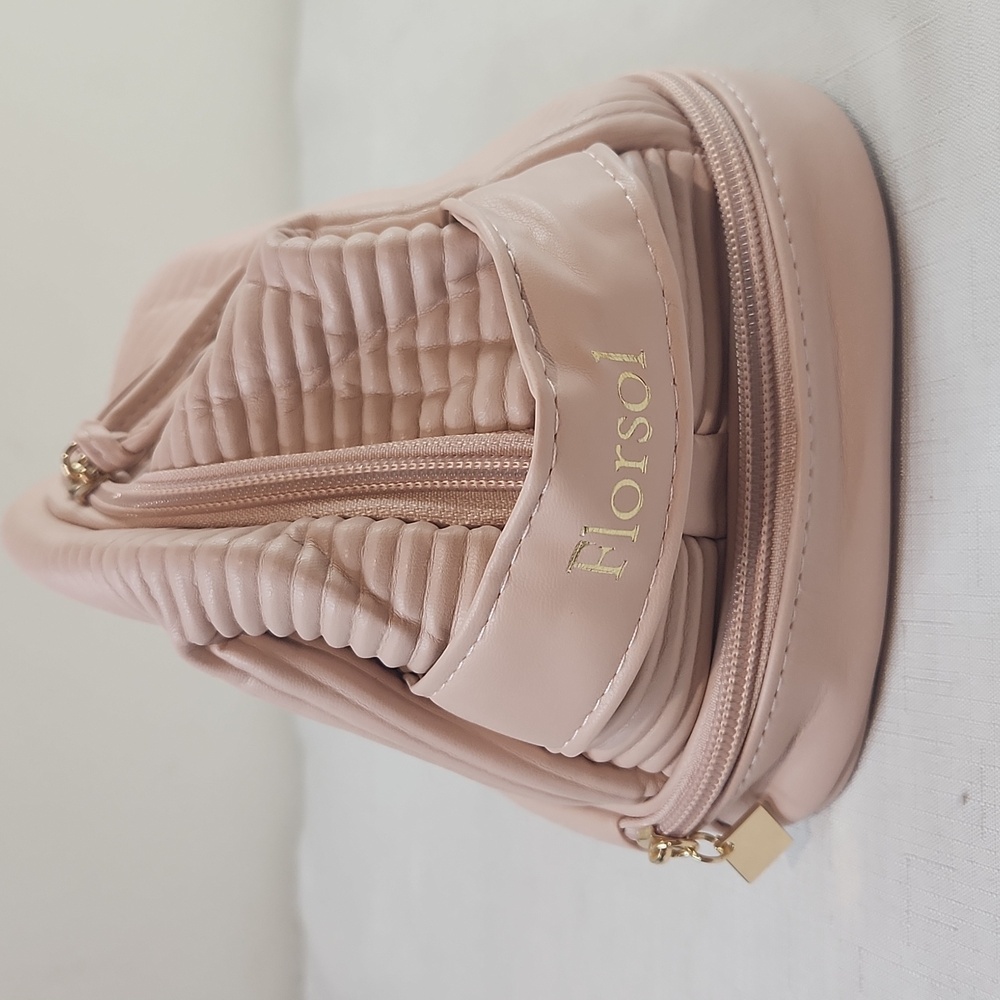 Florsol Blush Colored Textured Cosmetic Make Up Bag. NIB - Picture 4 of 8